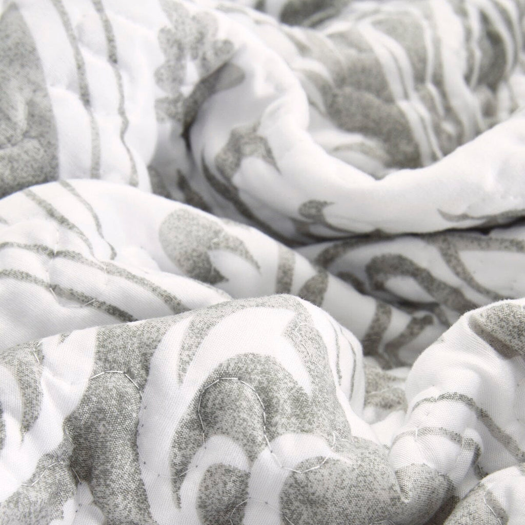 Tache Dreamy Moon Sky Ogee Damask Heather Gray White Quilt Set (TB300)